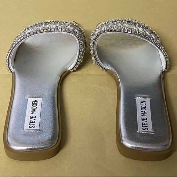 NEW Steve Madden McGrady Sandals Rhinestone Embellished Slide Metallic Silver - Picture 3 of 8